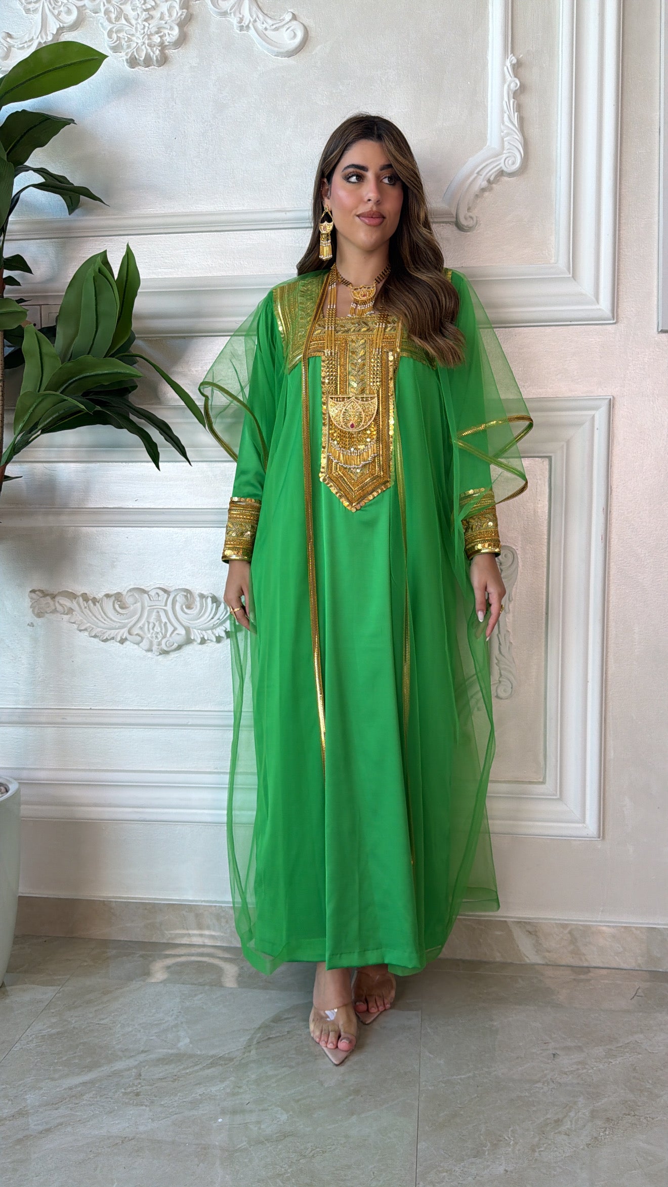 Haya thob ( green)