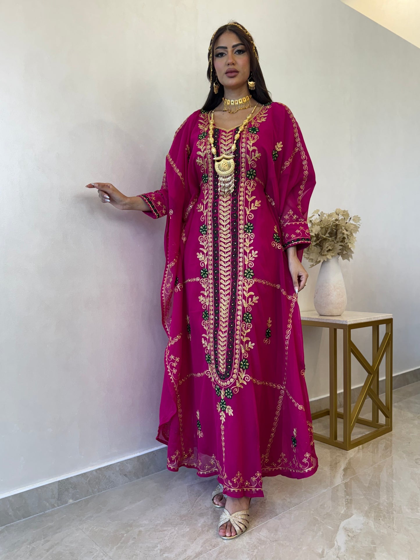 Zari 1234