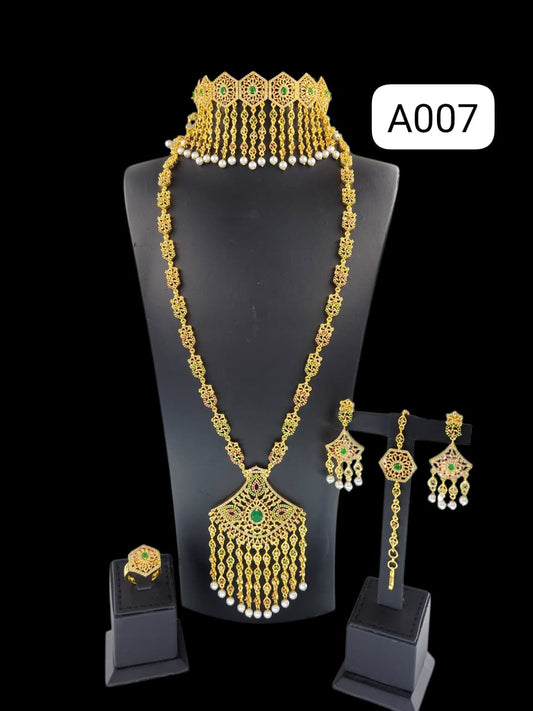 طقم الزمرد ذهبي